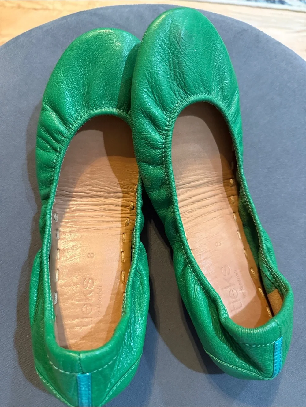 Women's Kelly Green Tieks Leather Ballet Flats